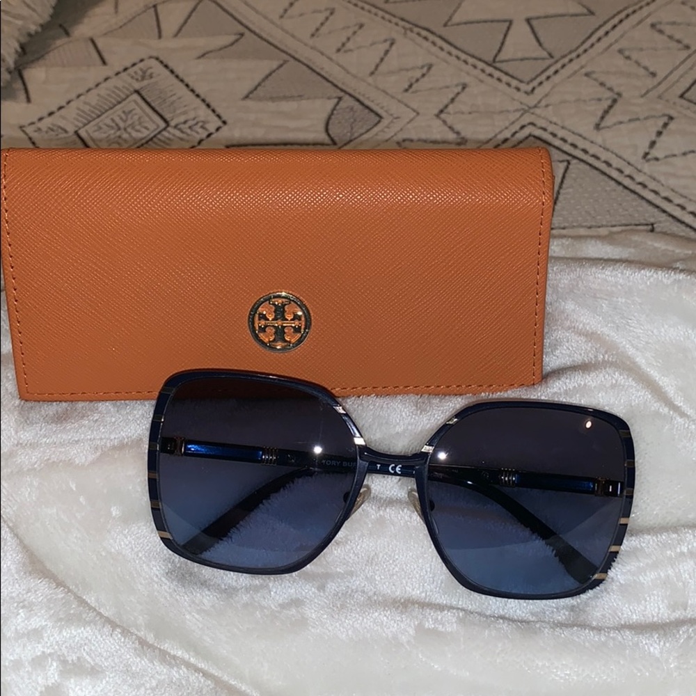 Navy Tory Burch Sunglasses